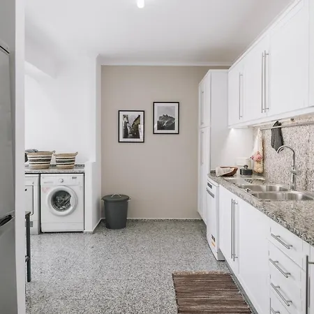 Anla - 2 Bedrooms And Parking In Arroios * Lisbon