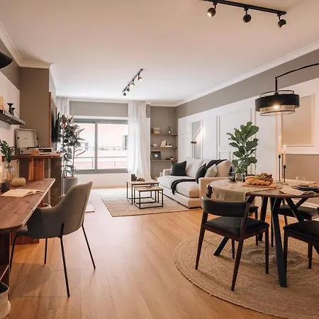 Anla - 2 Bedrooms And Parking In Arroios *